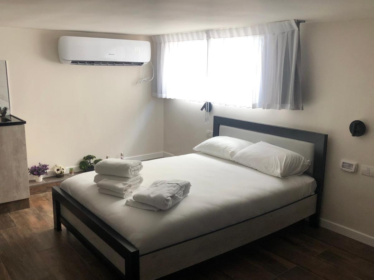 Hermitage Hotel Bat Yam Exterior photo