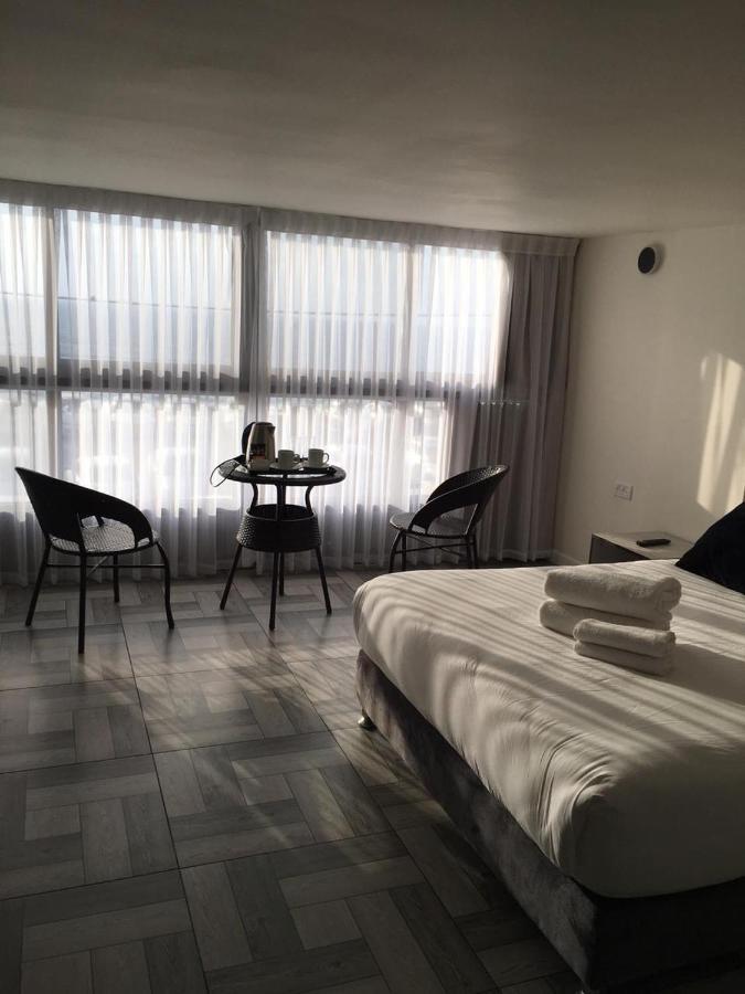 Hermitage Hotel Bat Yam Exterior photo